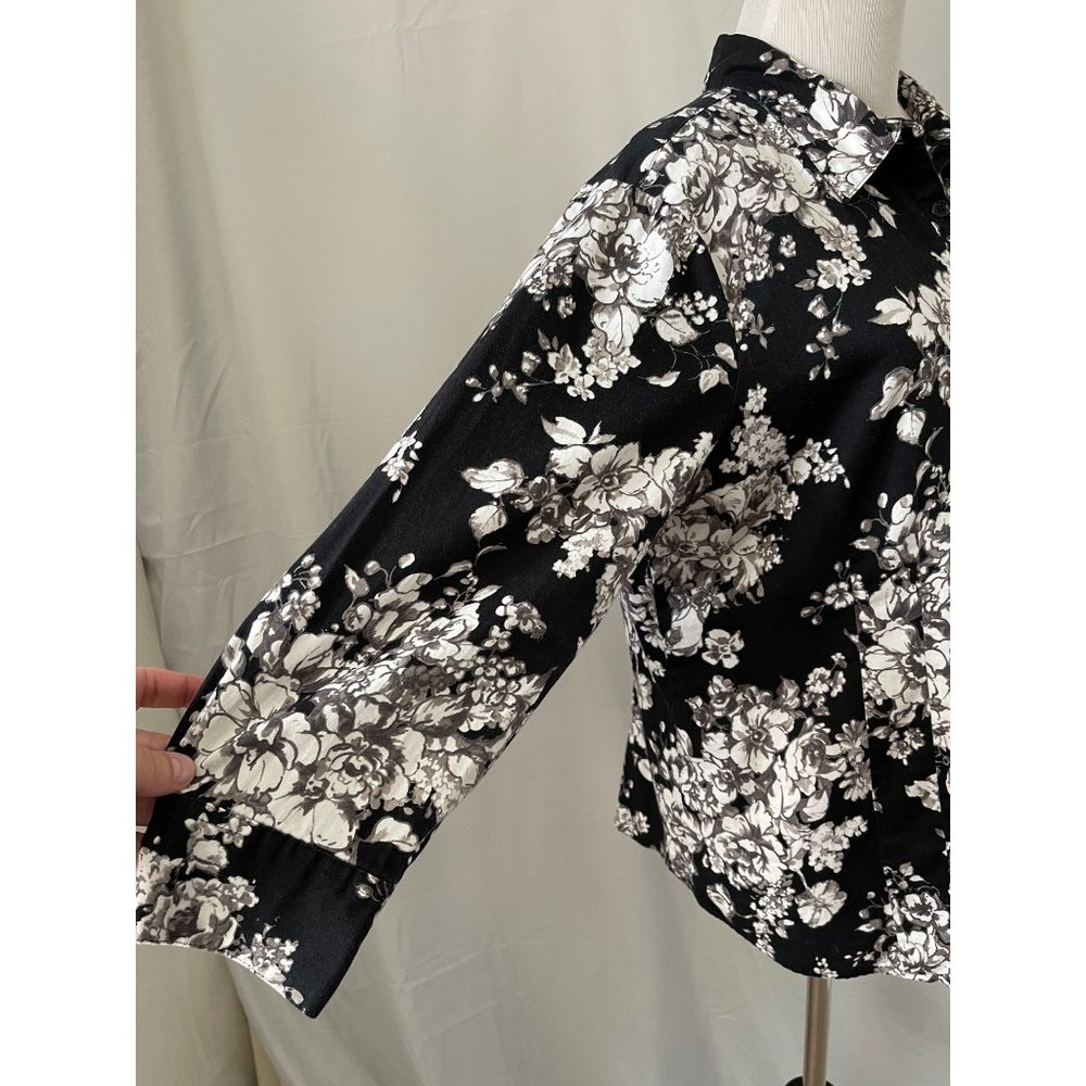 Van Heusen Studio Black/White Floral Print 3/4 Sleeve Button Down Shirt - Picture 9 of 11